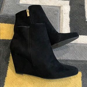 Jessica Simpson Black Suede Wedge Boot
